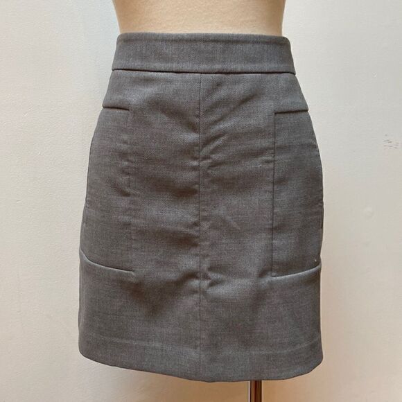LOFT Grey Mini Skirt  with pockets Size 6 - Picture 1 of 12